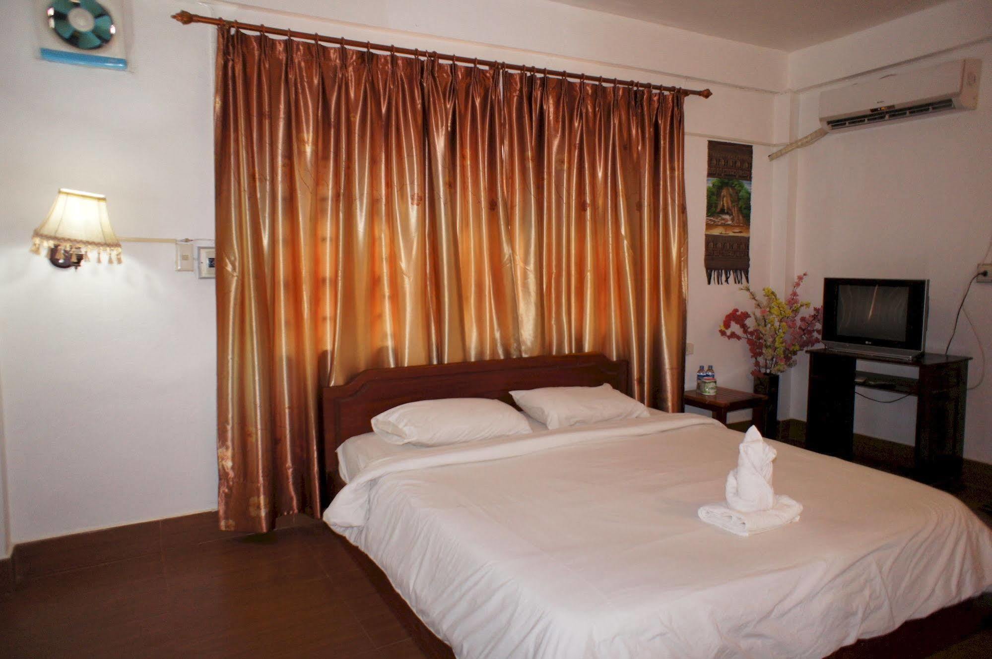 Malany Villa 1 Vang Vieng Exteriér fotografie