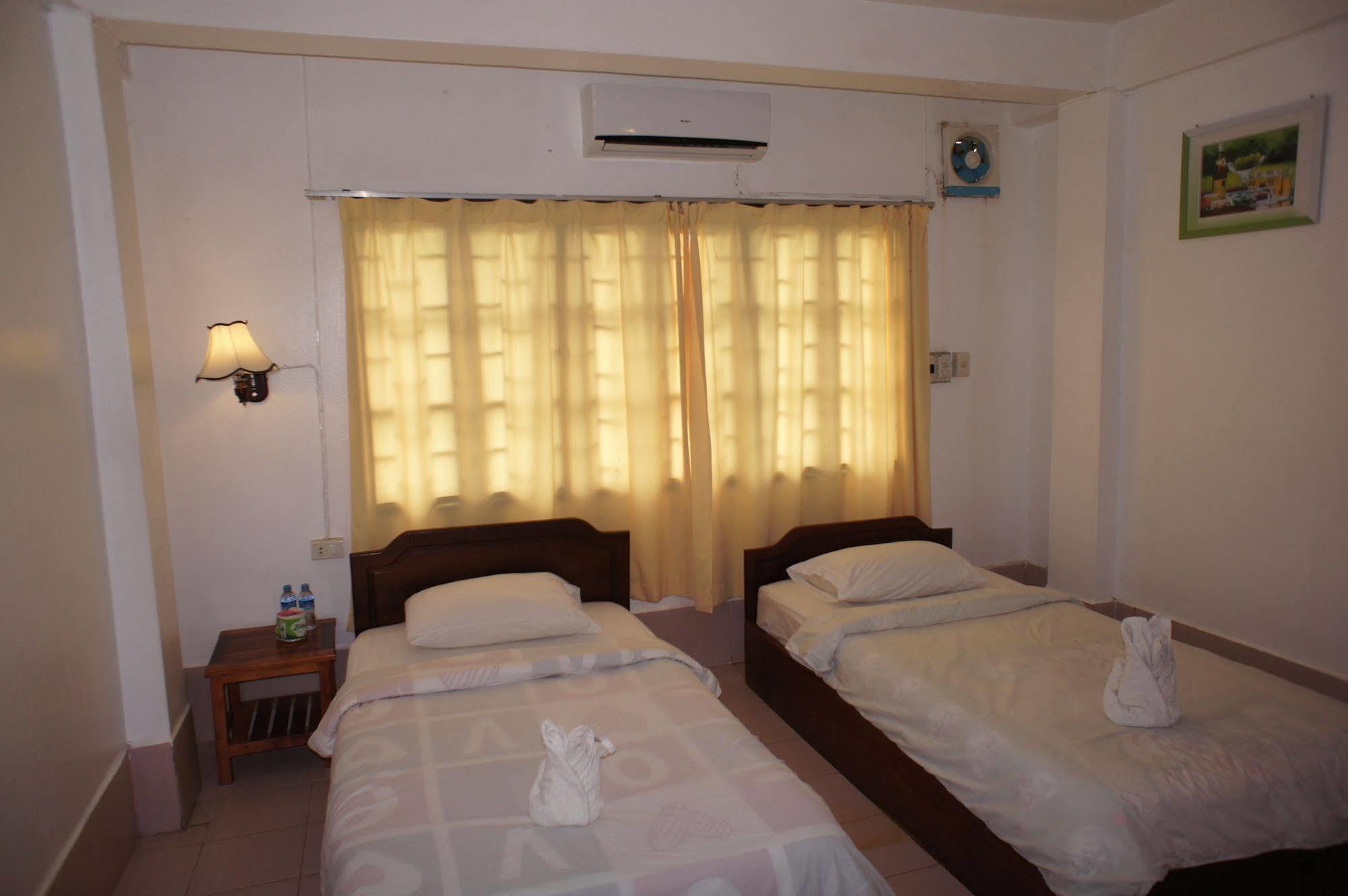 Malany Villa 1 Vang Vieng Exteriér fotografie